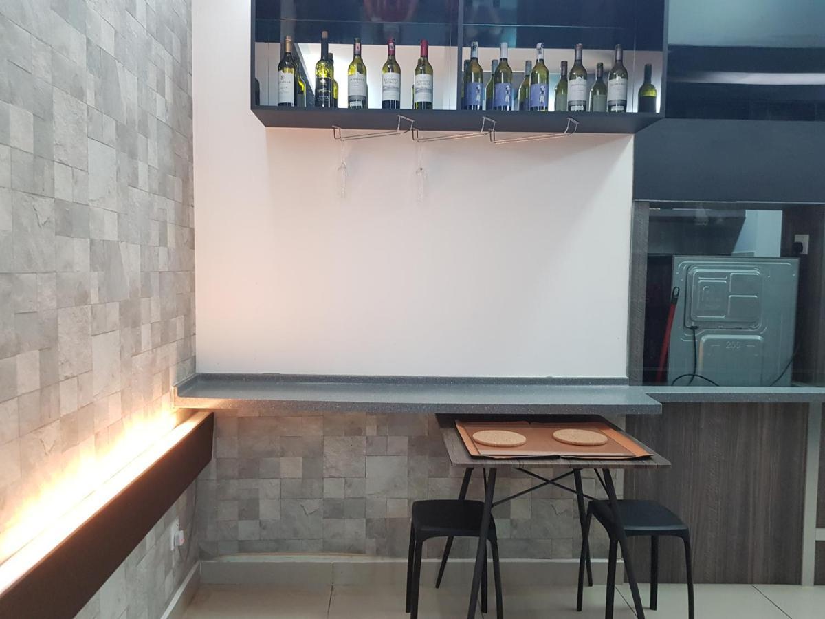 02-Austin Regency Homestay For 2Pax Pool View Johor Bahru Bagian luar foto